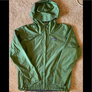 Men’s Patagonia Torrentshell Green Rain Jacket L
